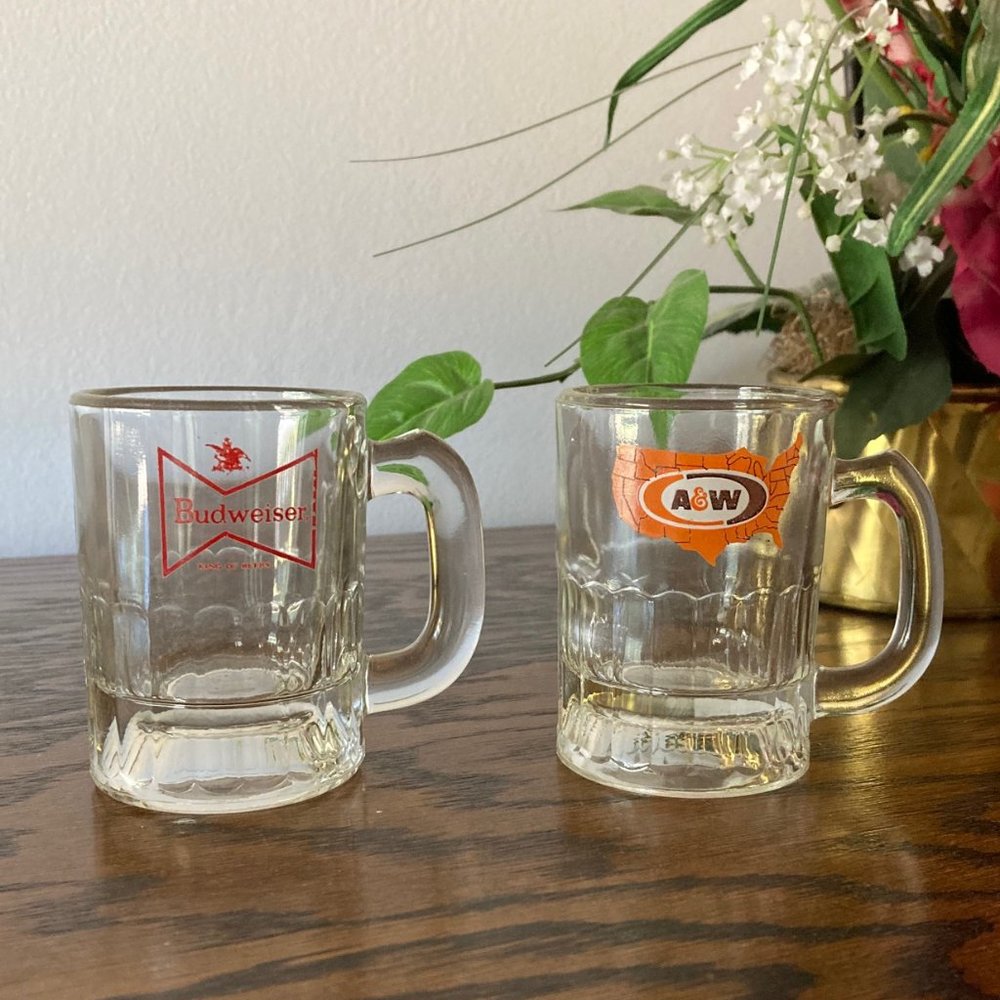 Vintage * Mini Mugs